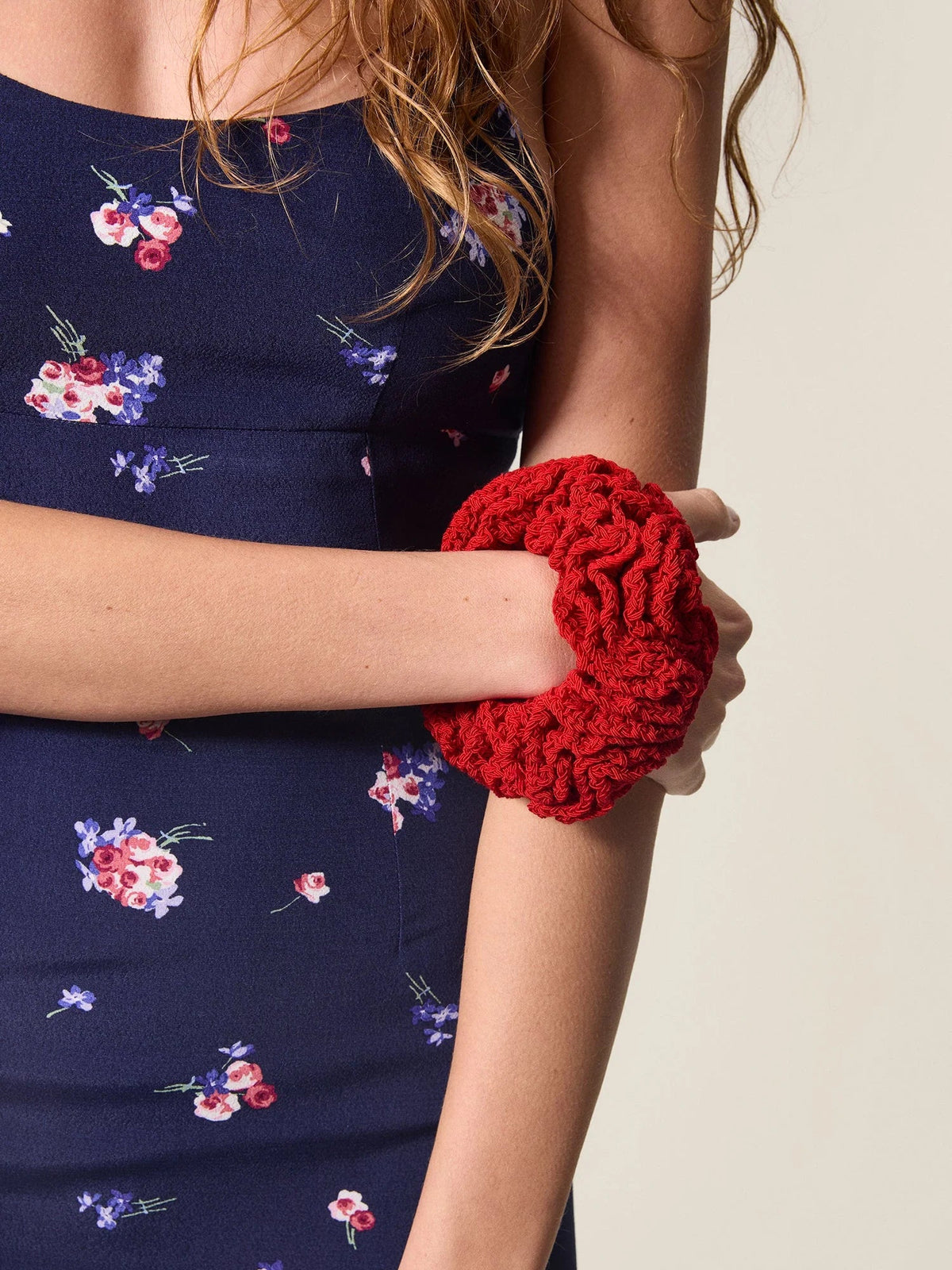 PATRICIA scrunchie