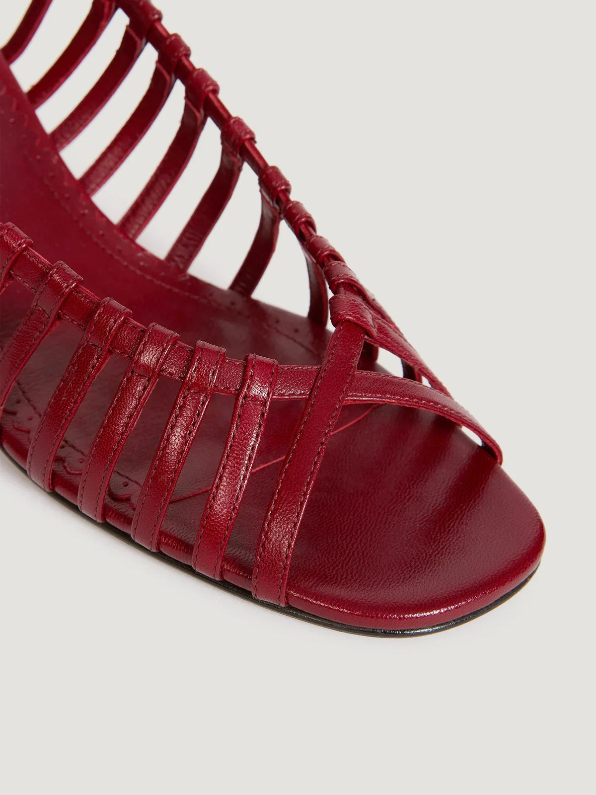 NIMOISE sandals