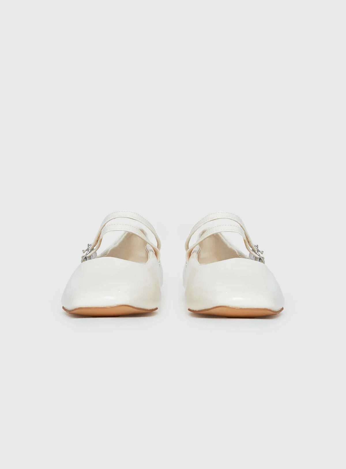 Billini Finnegan Ballet Flats Bone Patent