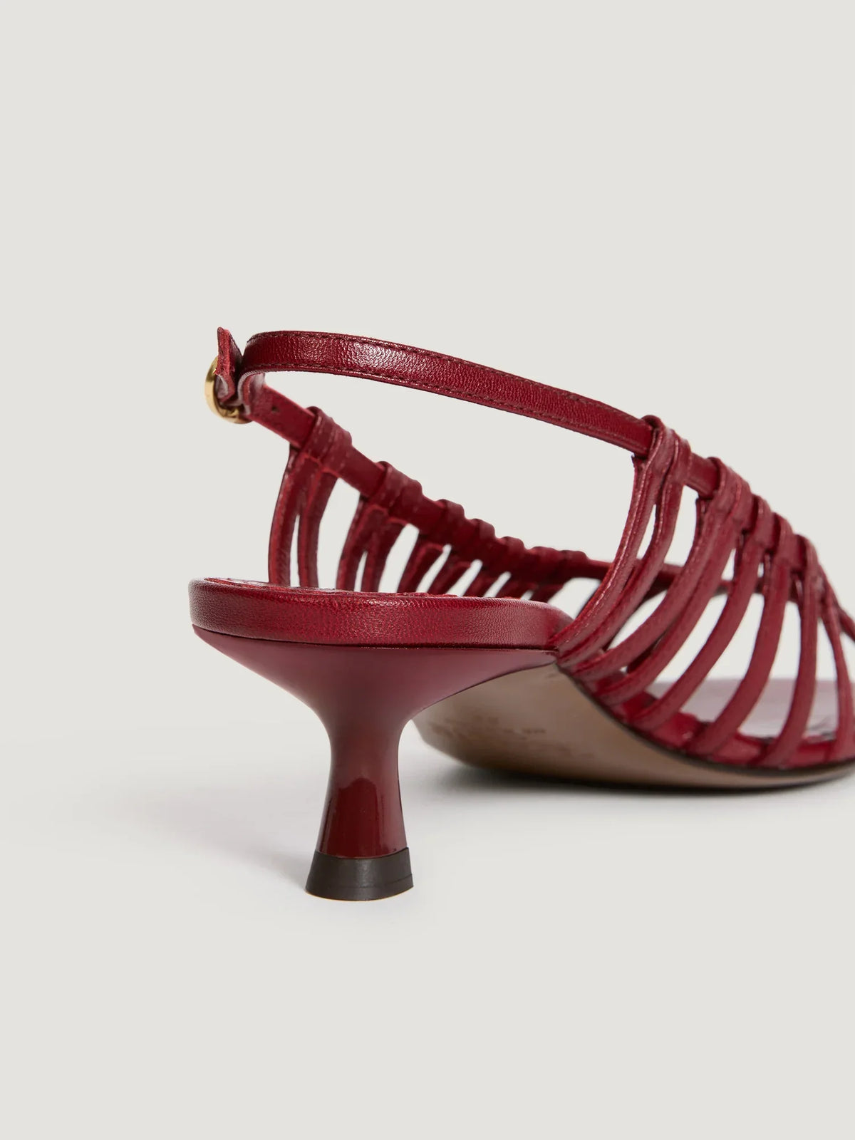 NIMOISE sandals