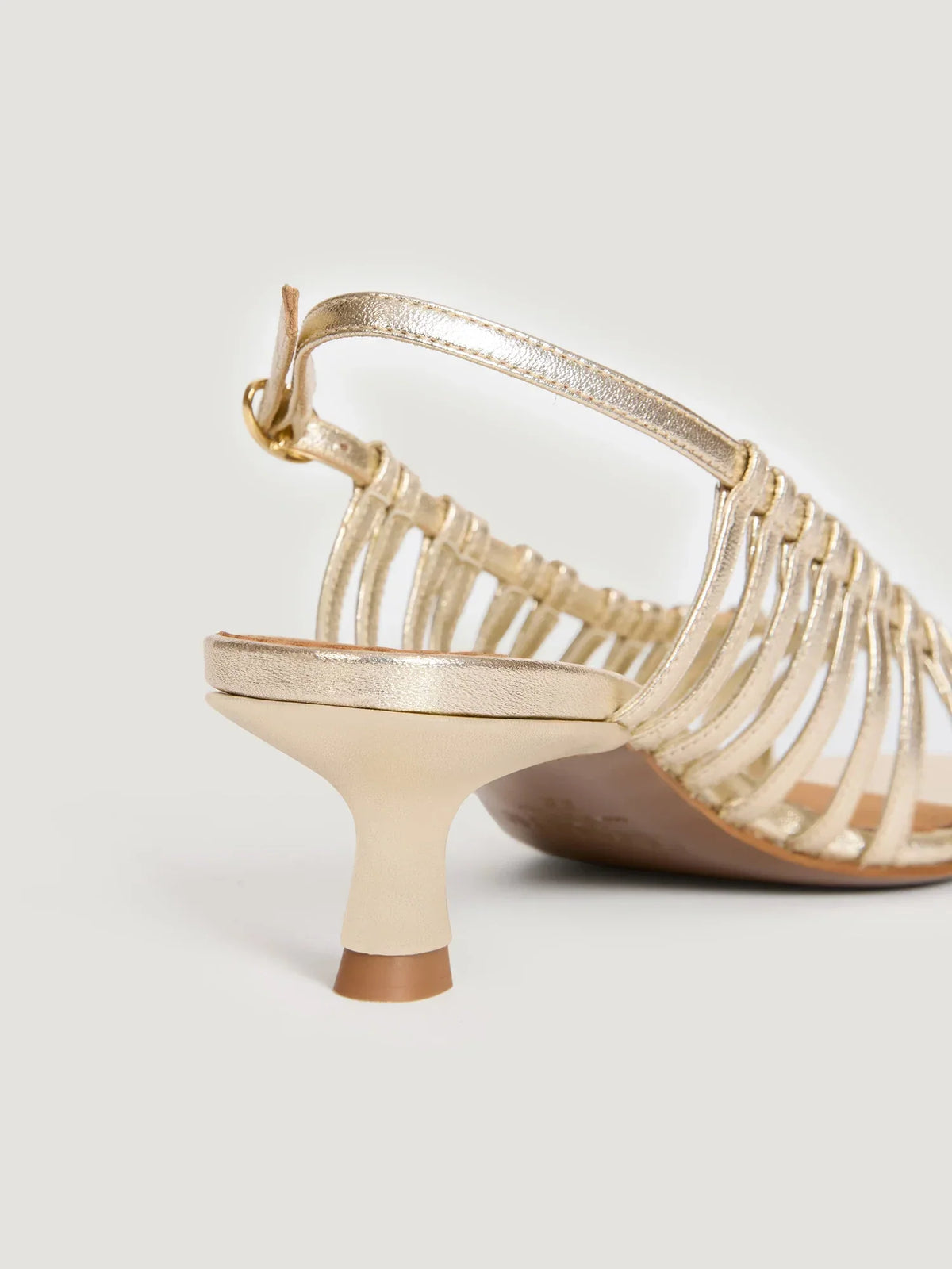 NIMOISE sandals
