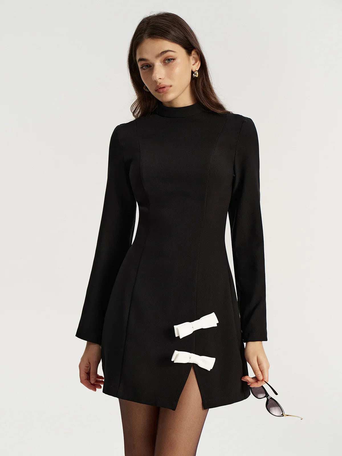 Contrast Bow Slit Mock Neck Mini Dress