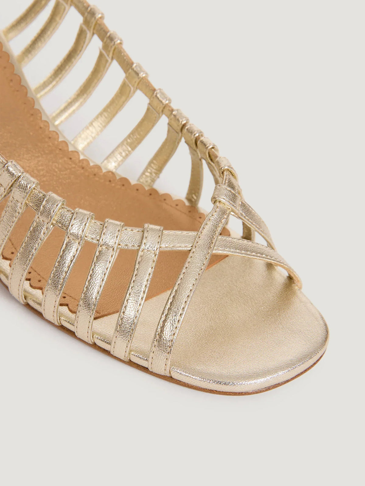 NIMOISE sandals