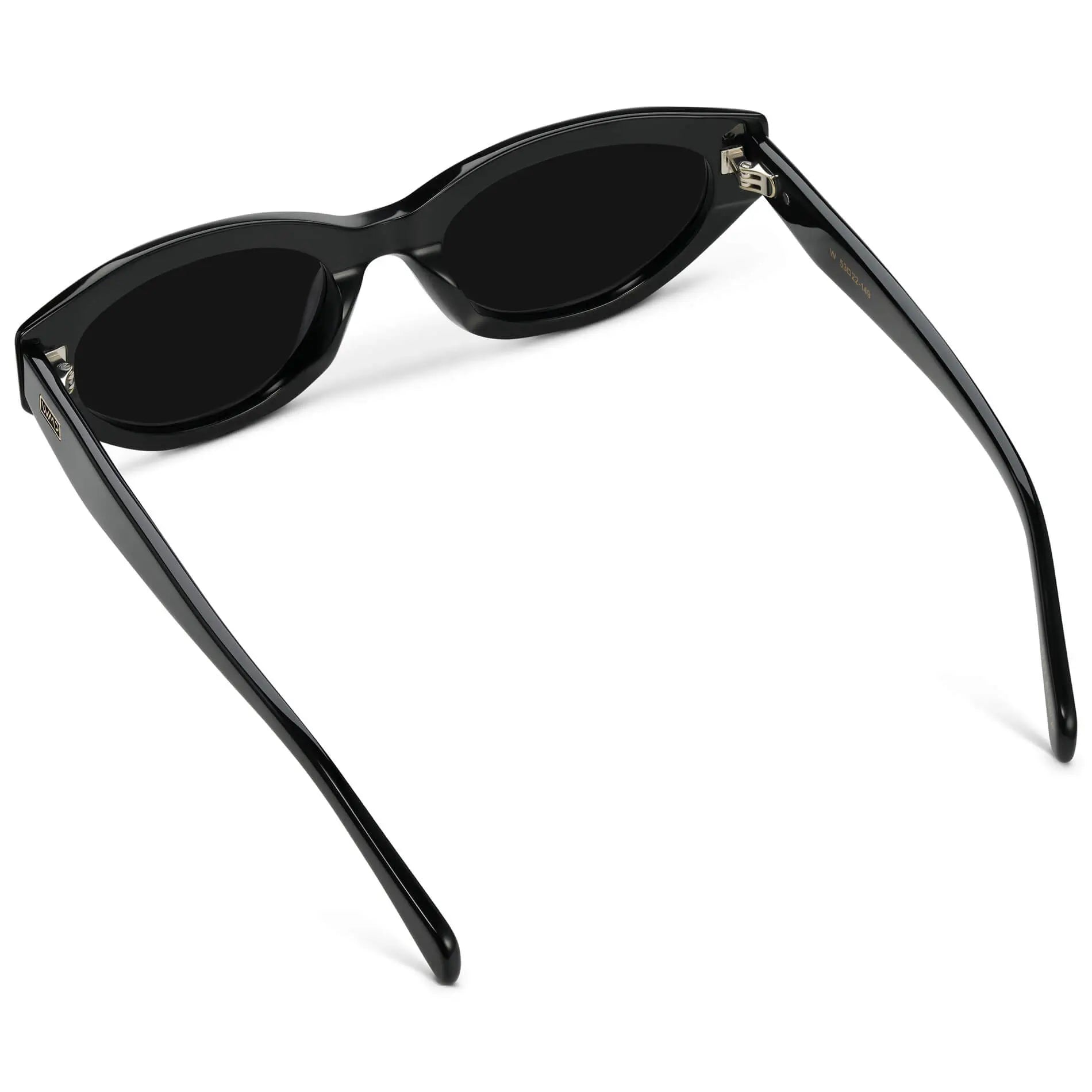 Loretta | Polarized